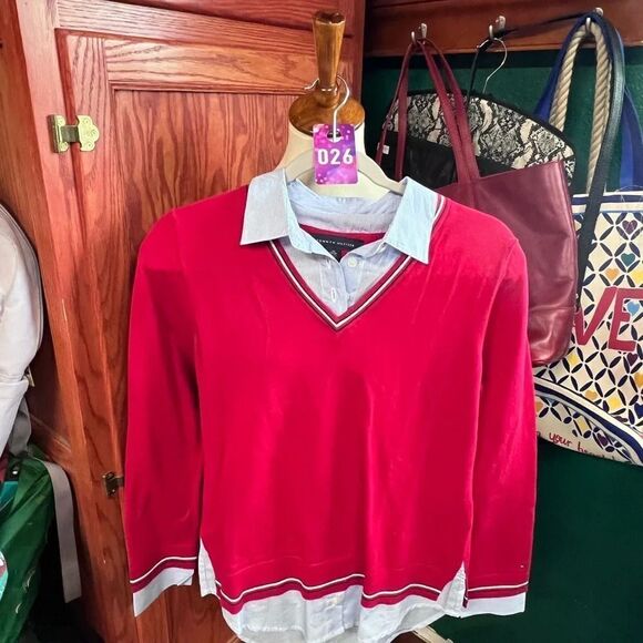 NWOT Tommy Hilfiger One Piece Sweater & Shirt Size XS #026 - Picture 2 of 7